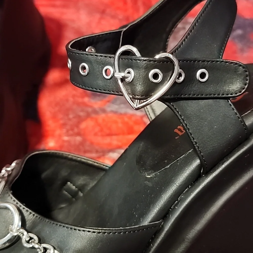 Demonia Wave 9 Platform Sandals - Picture 5 of 8